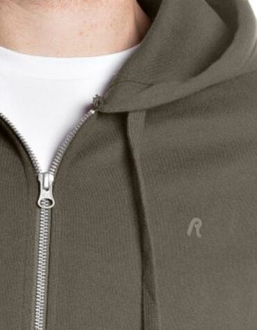 M3105 000 23832 759 F