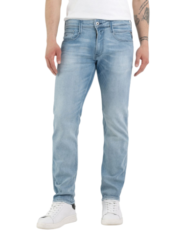 M914Y 000 261 C42 010 F Photoroom